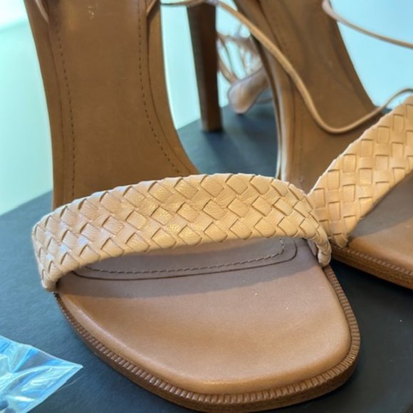 Bottega Veneta Tan Sandals - Picture 7 of 16